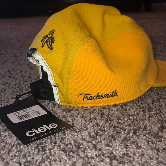 Ciele Athletics Tracksmith Hat Nwt 